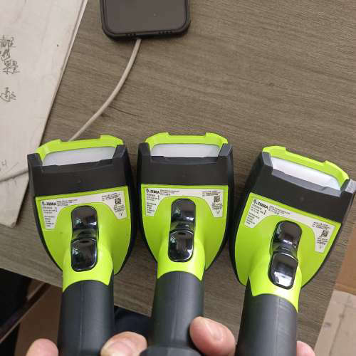 斑马Ds3608DP,工业扫描枪，功能正常成色如图，需要的议