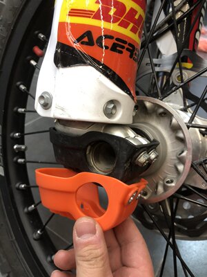 越野摩托前减震底座保护适用KTM300EXC胡思WP减震恒舰Z300开禧