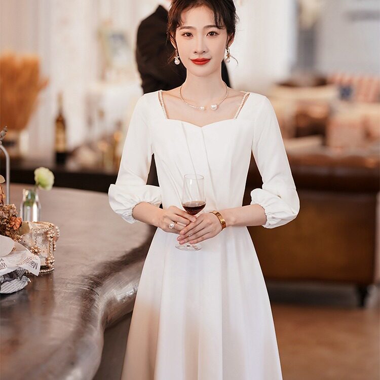 白色洋装小礼服女2026新款长袖宴会气质感白色连衣裙年会晚礼服