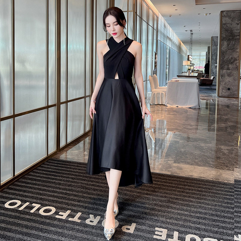 晚礼服2026夏季新款女性感挂脖露肩收腰显瘦连衣裙燕尾长款晚礼服