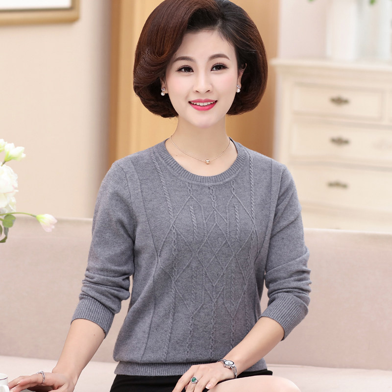 中年妇女圆领打底衫新款秋装中老年女长袖针织毛线衫纯色套头薄款