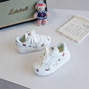2026春款 运动跑步鞋 可爱kt猫女童低帮板鞋 小白鞋 休闲鞋 6055童鞋
