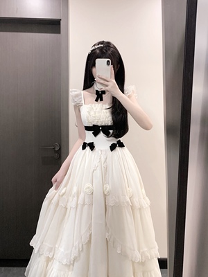 桔梗house自由诗法式优雅大小姐千金感大裙摆蛋糕长裙轻洋装