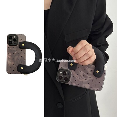 小众灰紫波点充棉手腕带16/17适用于iphone15promax手机壳14pm苹果11便携式手提包设计12防摔13