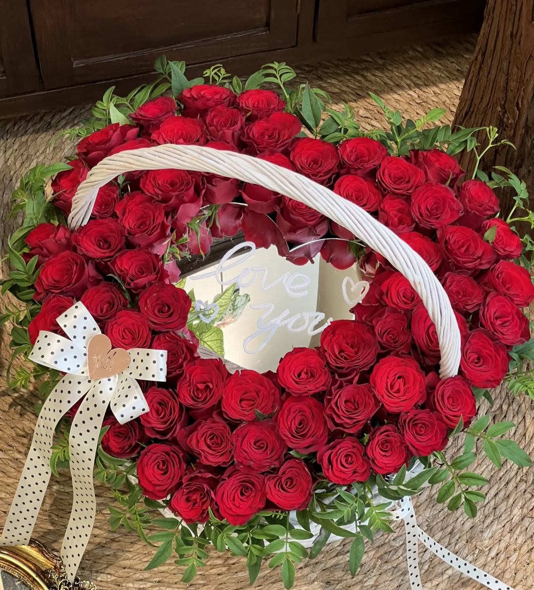 长春鲜花速递同城花店情人节香槟99朵红玫瑰花束粉玫瑰香槟向日葵
