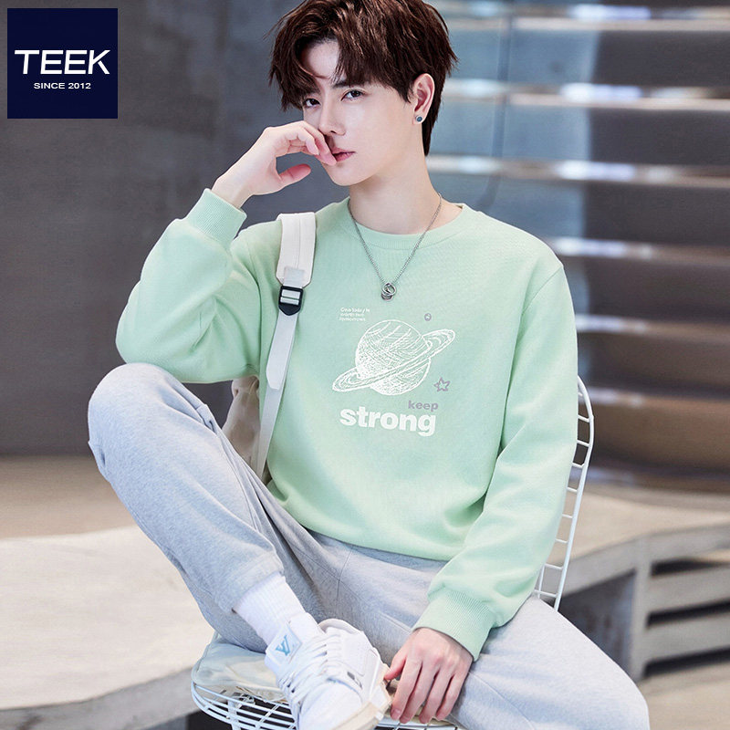 TEEK2026秋季男士纯棉卫衣浅绿色 中学生长袖T恤星球图案日系衣服