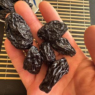 西梅干无添加蔗糖原味软糯果香浓郁酸甜零食果干