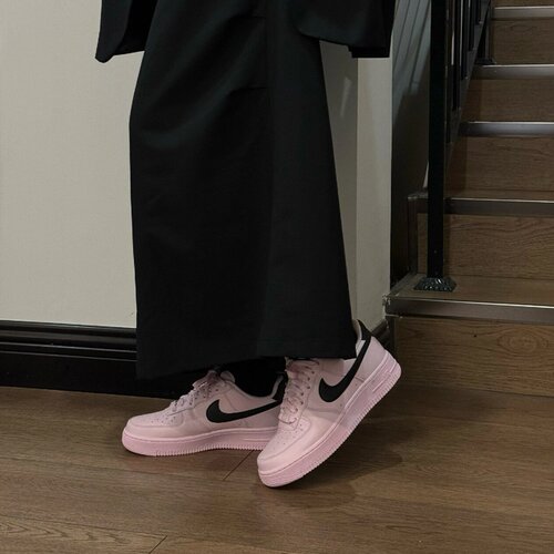 Nike耐克黑粉运动休闲鞋