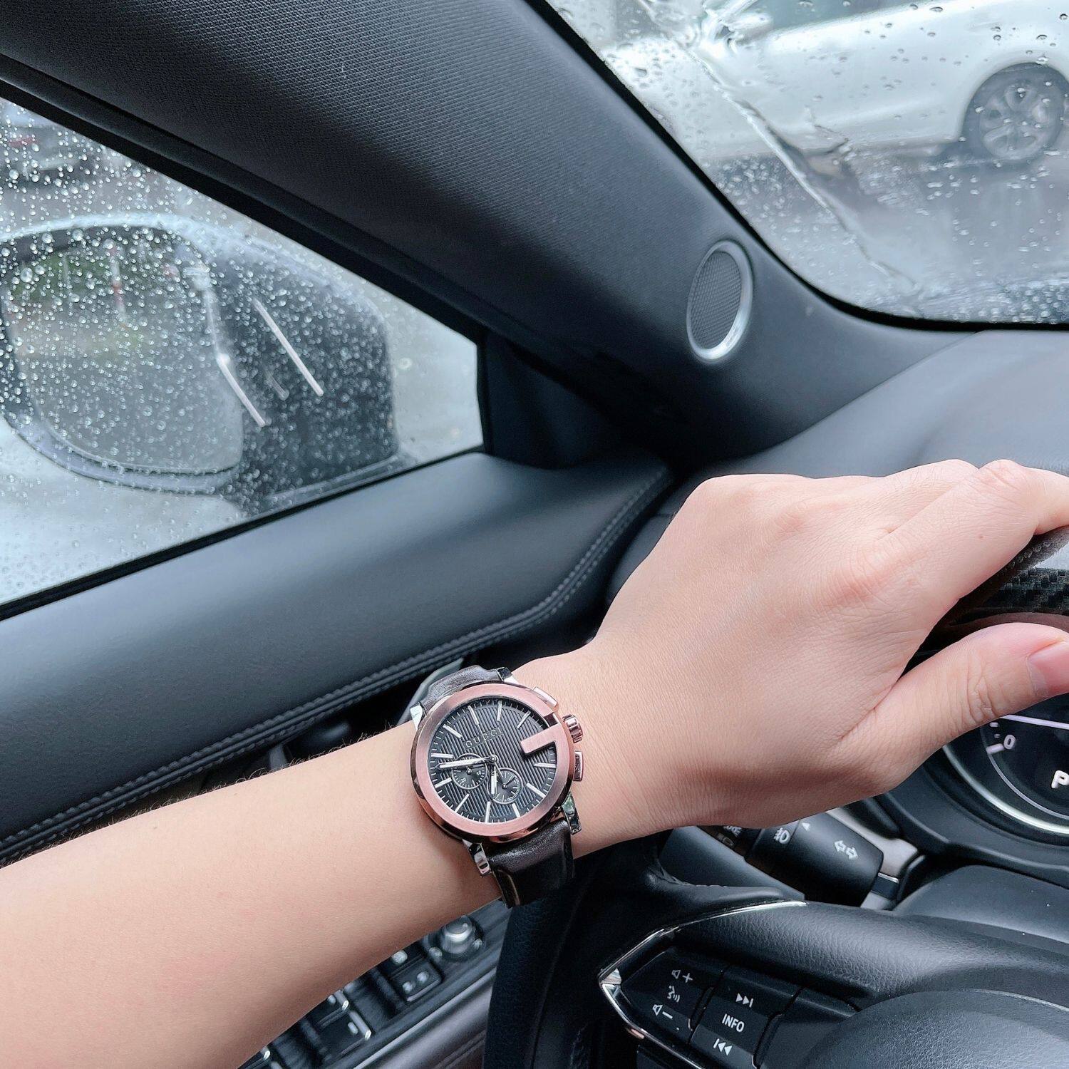 代购Gucci G Chrono XL 古驰黑色表盘棕色皮革时尚男士手表 YA10
