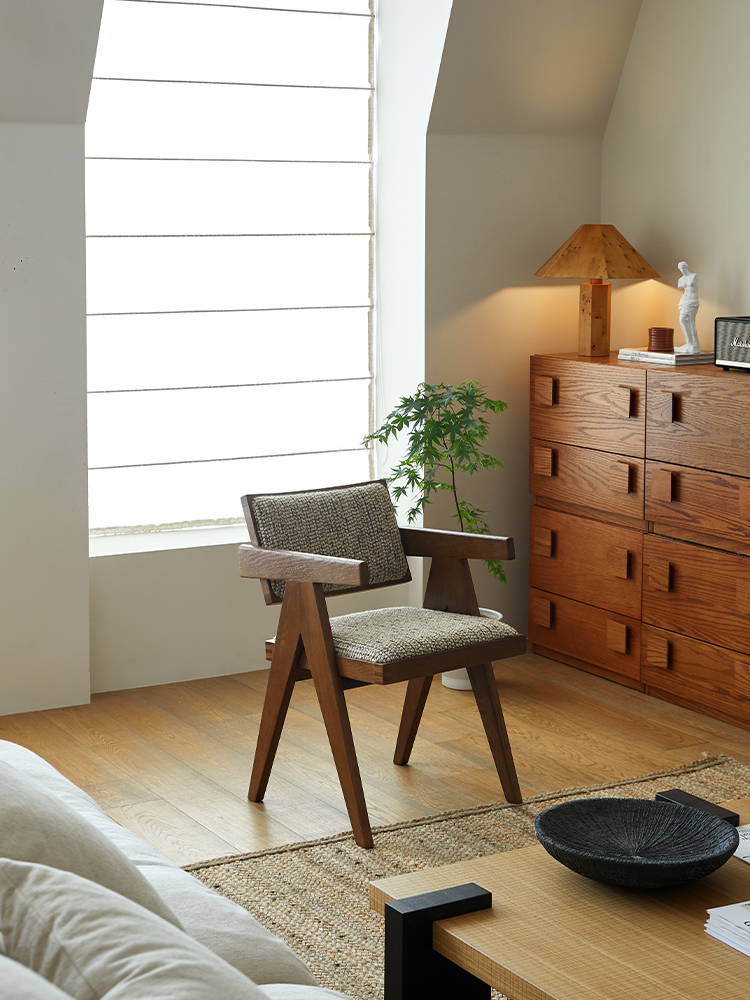 思纳博中古风实木餐椅客厅单人沙发椅设计师原创覆古棉麻扶苏椅子