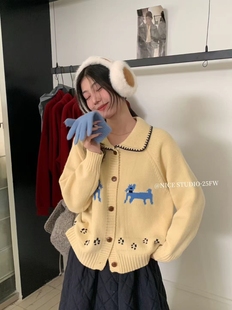 FLOWER2026春新款 休闲米色翻领可爱毛衣 韩版