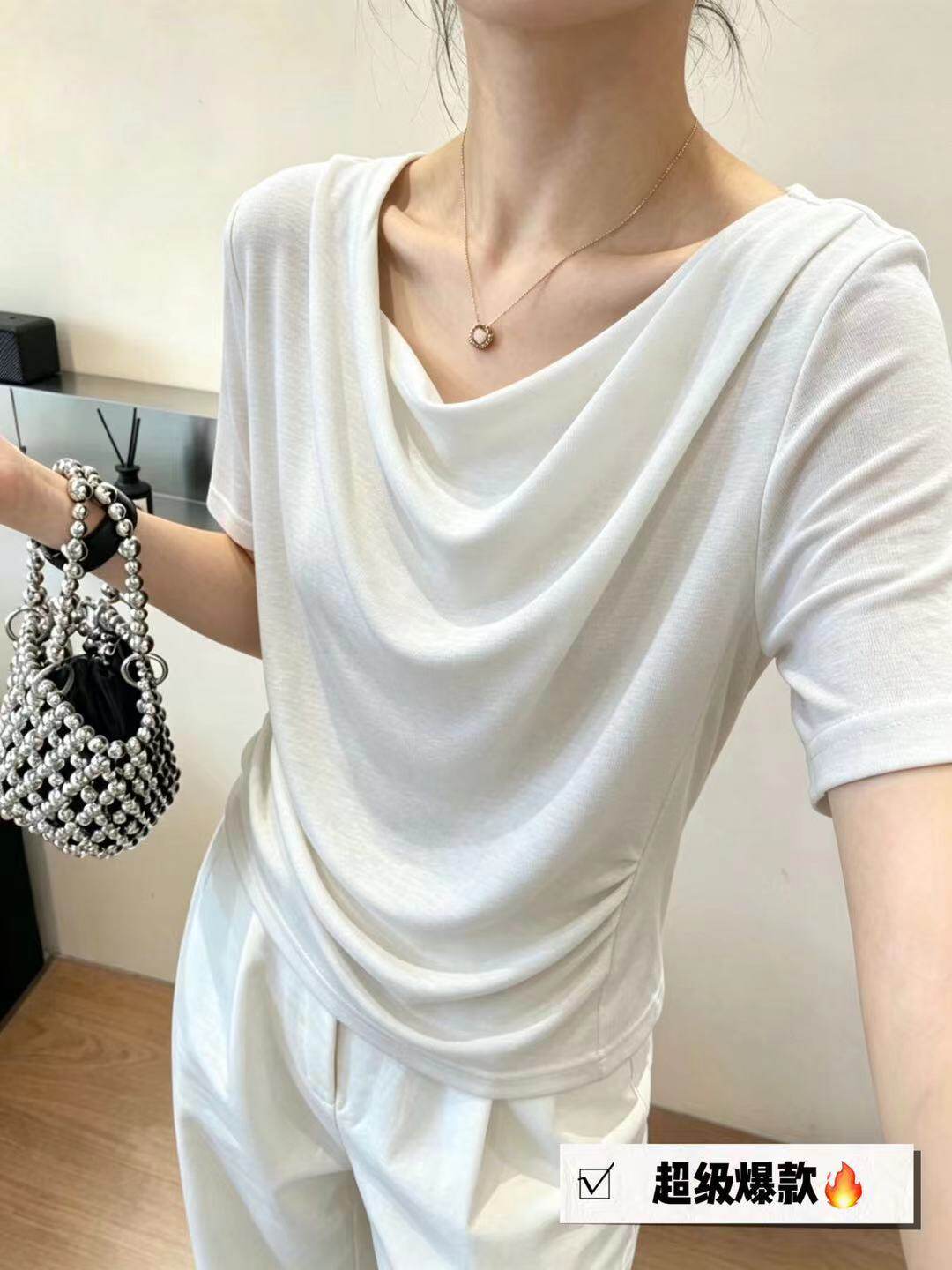 3653正品2026夏季新品宽松显瘦一字领露锁骨褶皱醋酸东西T恤衫女