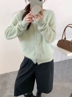 5羊绒95羊毛软糯亲肤韩系简约圆领长袖针织开衫女宽松毛衣短外套