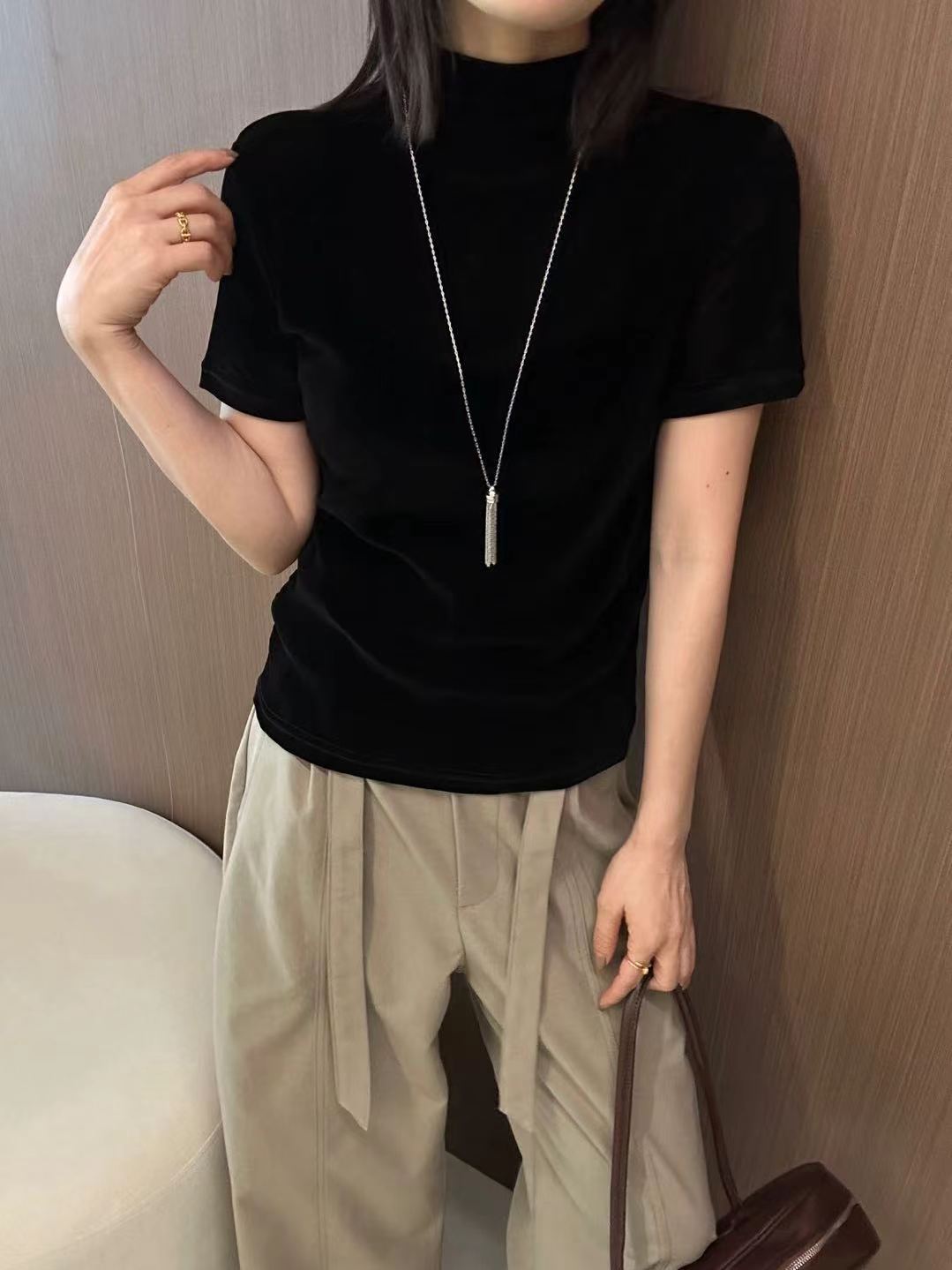 6152老钱风半高领丝绒短袖T恤女宽松显瘦百搭上衣简约穿搭2026秋