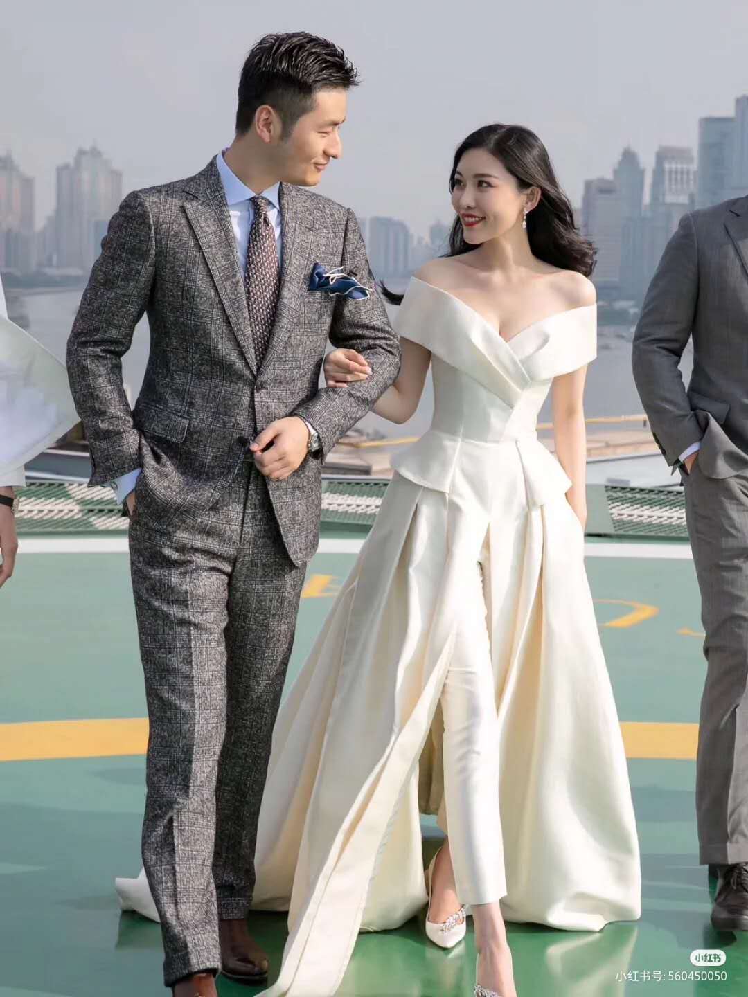 new pattern Wedding dress Pants wedding Photo Tailing one word Split ends Dual use host Catwalk White yarnin the Women's clothing/Boutique , Wedding/Cheongsam/Formal dress , Wedding  category - from Buy2taobao.com to provide professional Taobao agent buy service
