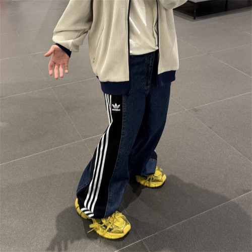 Adidas三叶草 男子运动休闲潮流复古拼接牛仔裤宽松长裤 KC2636