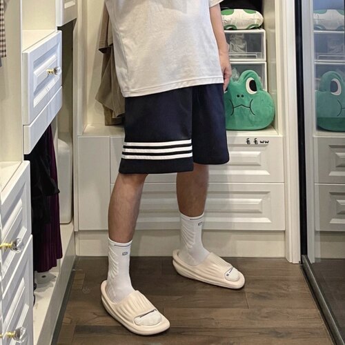 Adidas三叶草 男子运动休闲潮流刺绣针织五分短裤 IM2090/HN6594