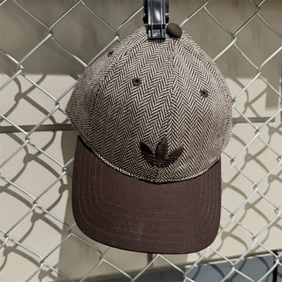 Adidas三叶草 男女运动休闲潮流复古刺绣鸭舌帽棒球帽帽子 KX1649