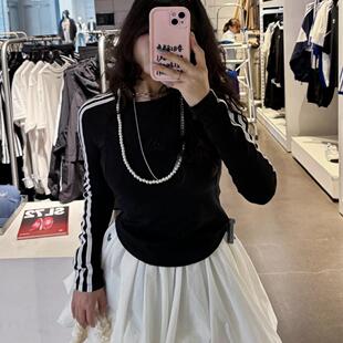 Adidas阿迪达斯 女子运动休闲潮流条纹修身长袖T恤 JN0755 JW4643