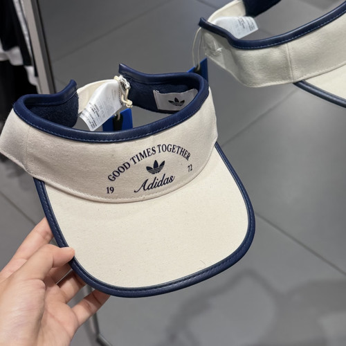 Adidas三叶草 女子运动休闲潮流复古撞色防晒遮阳空顶帽子 LD6380