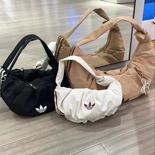 三叶草 运动潮流云朵包褶皱饺子包牛角背包 KA9271 KA9272 KA9267