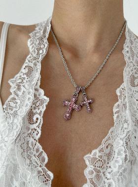 atmshop甜酷辣妹超闪镶嵌双十字架吊坠项链嘻哈复古轻奢锁骨链