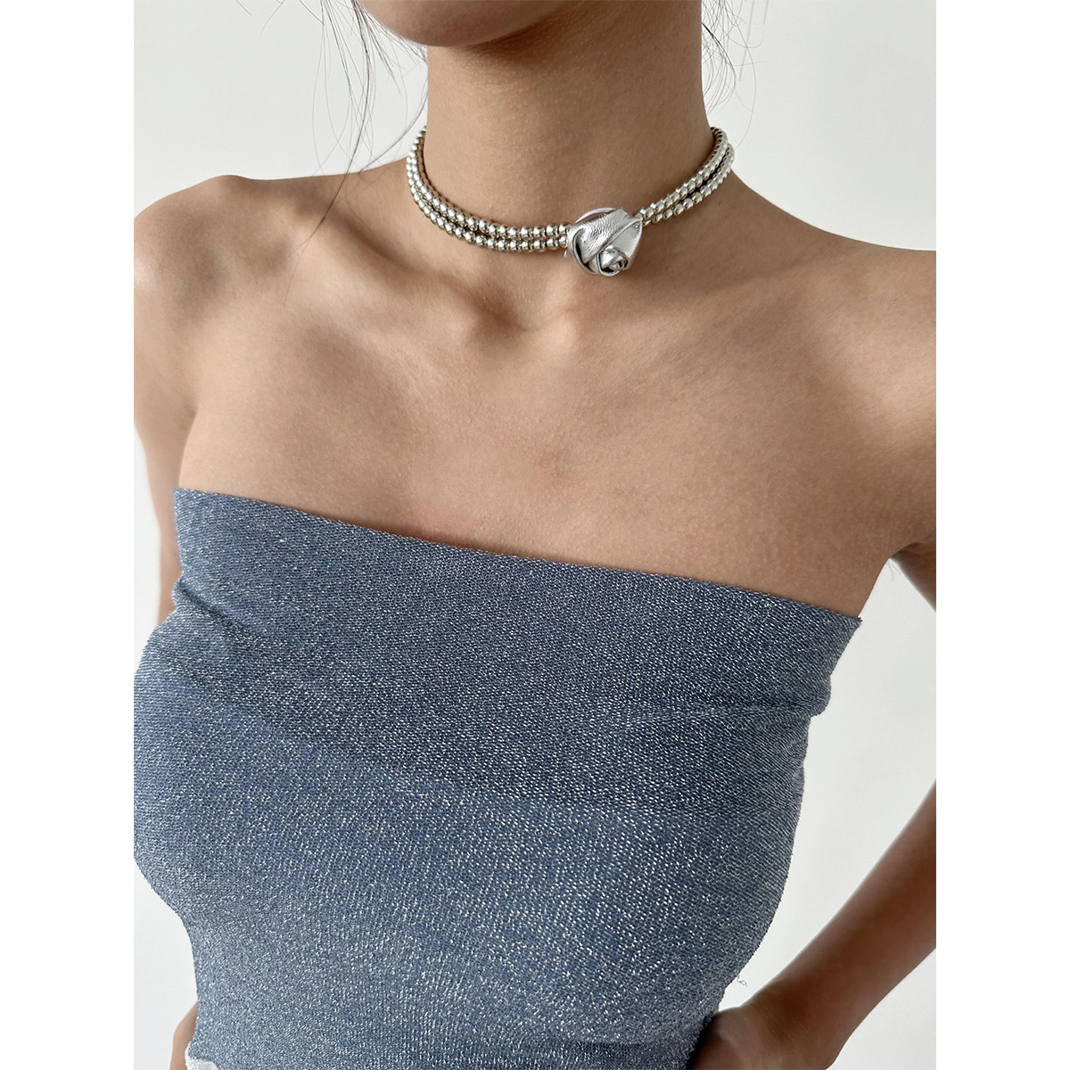 浪漫银色花朵choker项链