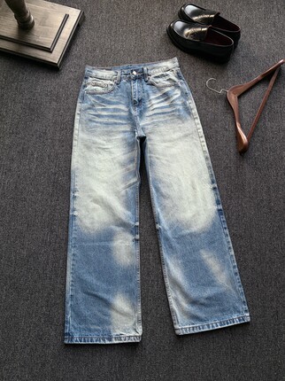 New Clint 02战斗牛王 水洗做旧猫须蜂窝直筒A字版型浅蓝牛仔裤