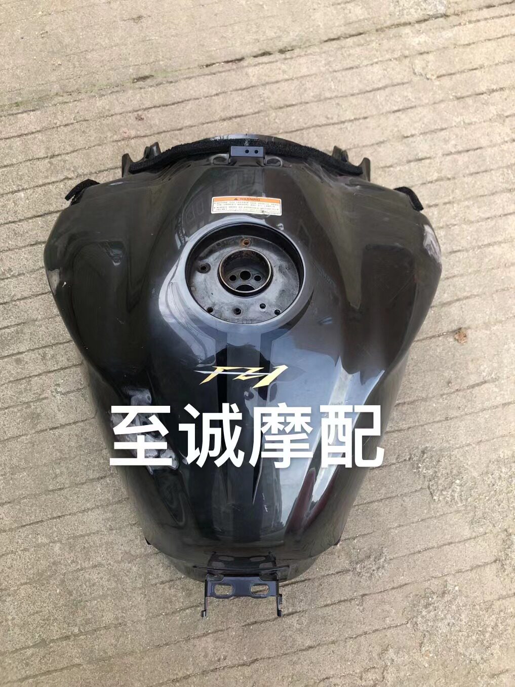 雅马哈 fz1 油箱总成 FZ1N油箱盖 原装汽油箱 可接修复翻新