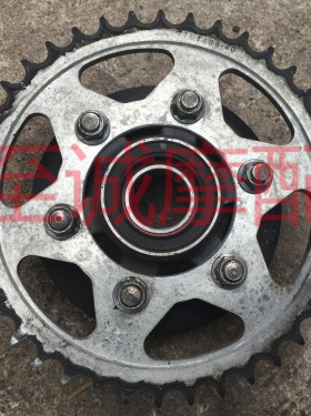 川崎 Z1000 Z1000SX Z750 Z800 大牙盘 后牙盘 牙盘固座 后链轮座