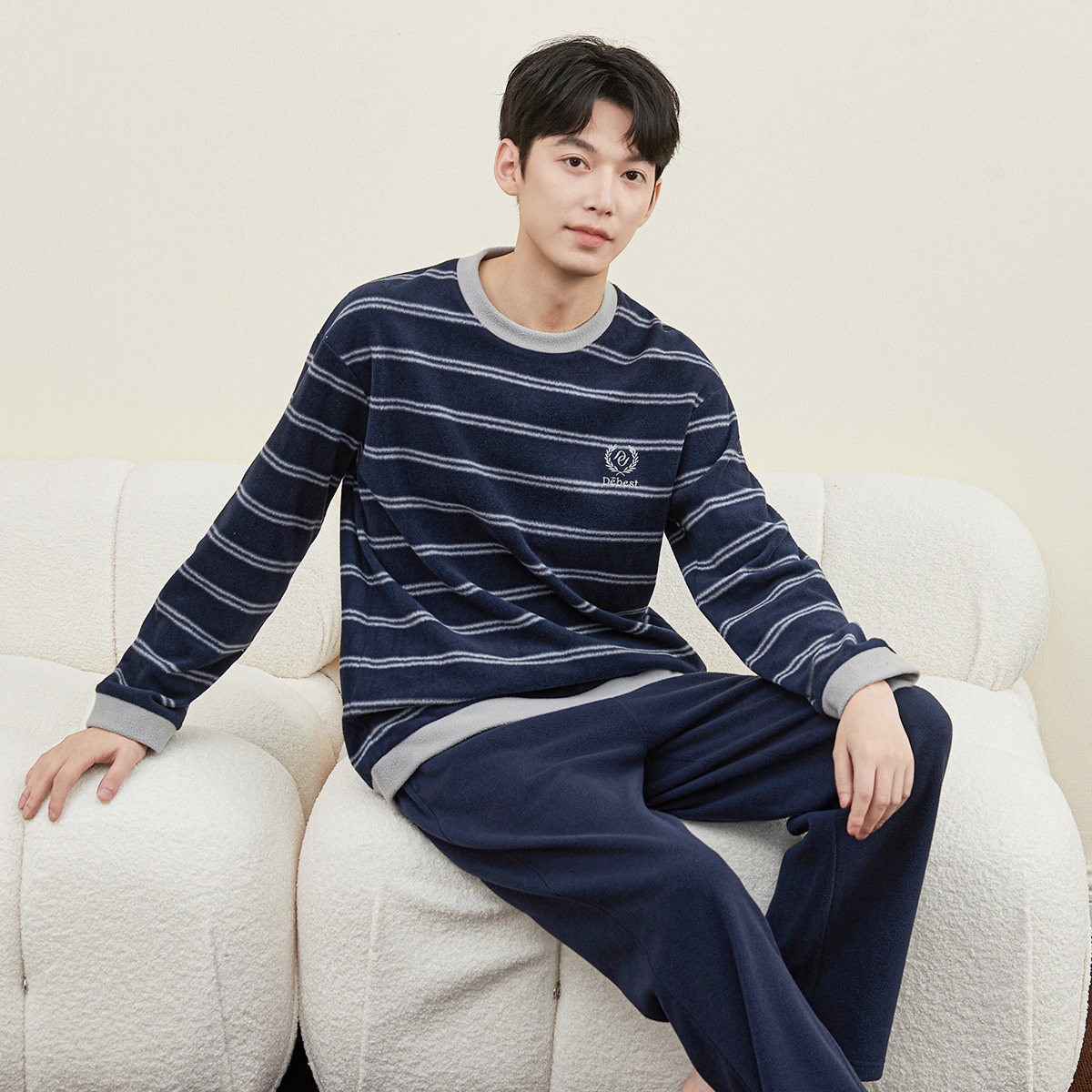 顶瓜瓜男士摇粒绒睡衣套装