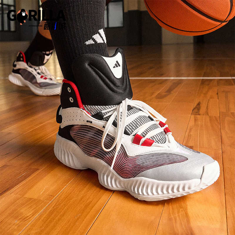 阿迪达斯男士实战篮球鞋