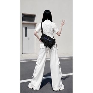 YONAIGA几何包女2026夏季发光包黑色单肩斜挎包日常休闲包酷感风
