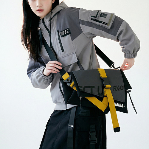 YONAIGA+机能中性风斜挎包