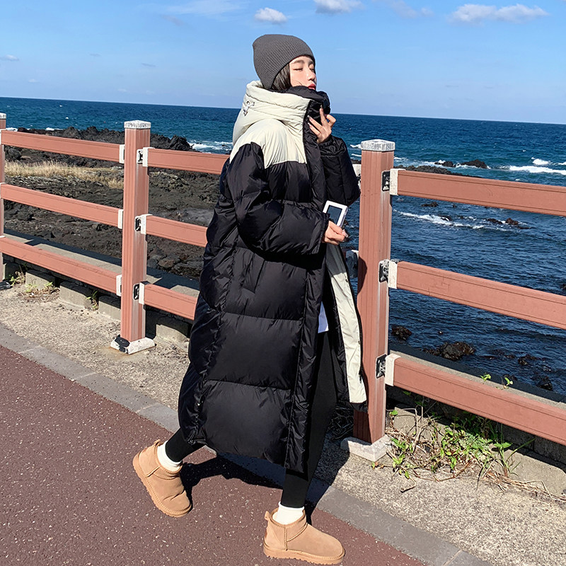 黑白色韩版时尚过膝长款羽绒服女2025年冬季新款白鸭绒拼色面包服,女装羽绒服,浙宝189