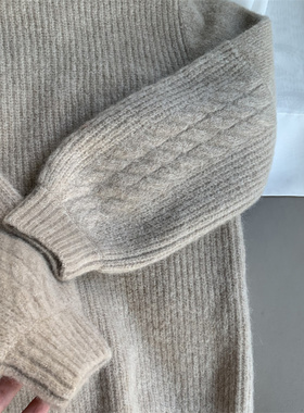 尾 温暖冬日肉厚质感 意大利进口Lineapiu炒细幼马海毛编花针织衫