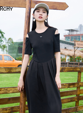 LARCHY来尔佳昵2024夏装圆领净色连衣裙