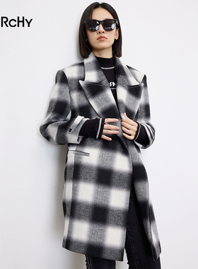 LARCHY来尔佳昵2024冬装大翻领净色毛呢大衣