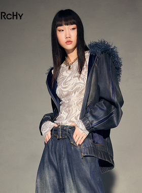 LARCHY来尔佳昵2025冬装圆领植绒T恤