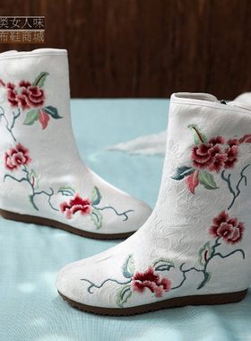 古风绣花内增高汉服中筒靴子