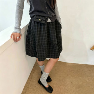 日系深灰色毛呢格子短裙秋冬文艺复古格纹花苞中裙小个子五分裙子