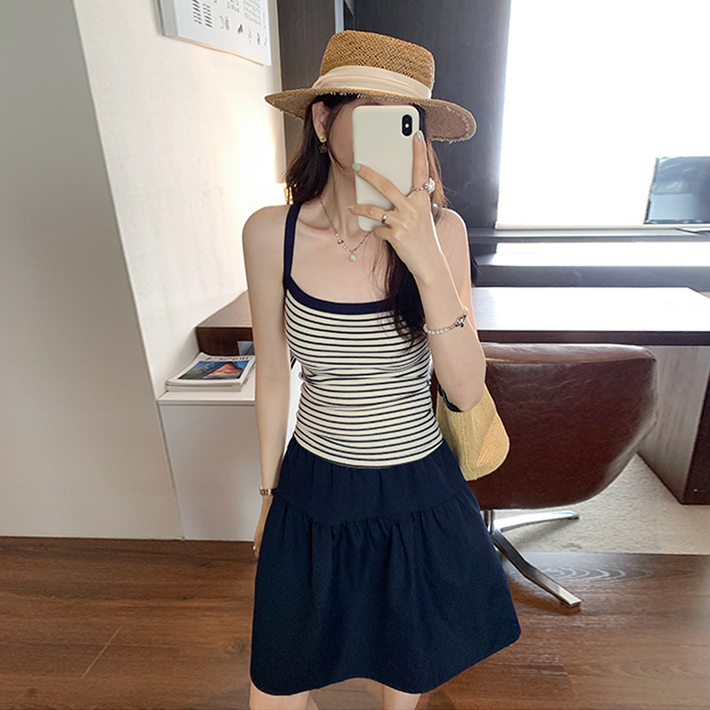 藏青色短裙女日式墨蓝色半身裙设计感小个子中裙夏季学院风五分裙