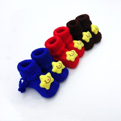 手工软底卡通风毛线传统婴儿鞋