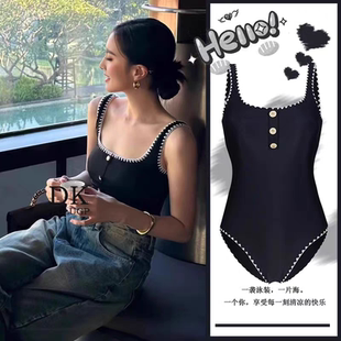 花少邓恩熙同款小香风泳衣女显瘦泡温泉海边度假拍照绝美连体泳衣