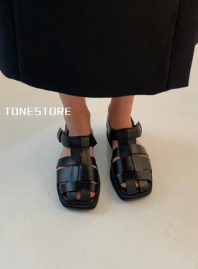 现货 韩国设计师品牌RECTO复古牛皮罗马编织黑色包头平跟女凉鞋