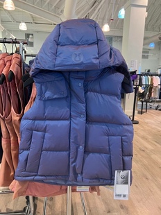 Lululemon露露乐檬炫光靛蓝puff白鹅绒羽绒马甲灯光下五彩斑斓