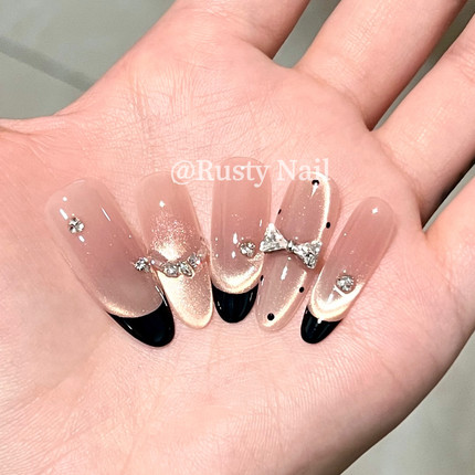 【赫本小香】千金法式波点猫眼手工穿戴甲黑色蝴蝶结轻奢美甲贴片