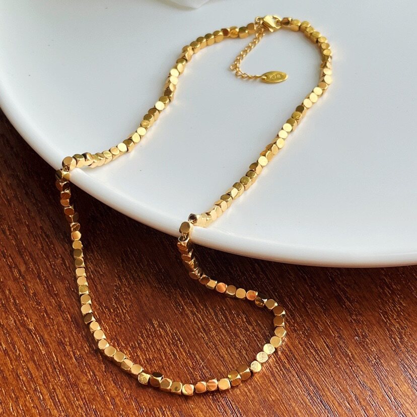 碎银子项链轻奢小众钛钢女款彩金锁骨链女装饰配饰碎银几两