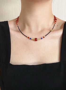 国风复古小颗粒设计感新年红天然红玉髓人造黑尖晶石锁骨链项链