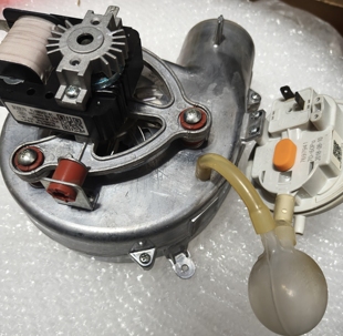 八喜壁挂炉风机BAXI燃气采暖炉ECO5 STAR排风扇电机出风排完鼓风